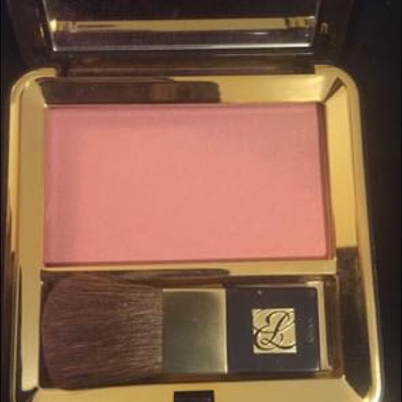 Estée Lauder Blush - Picture 2 of 4
